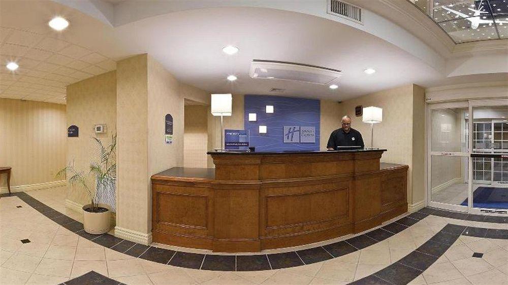 Holiday Inn Express Hotel & Suites Reading By Ihg Extérieur photo