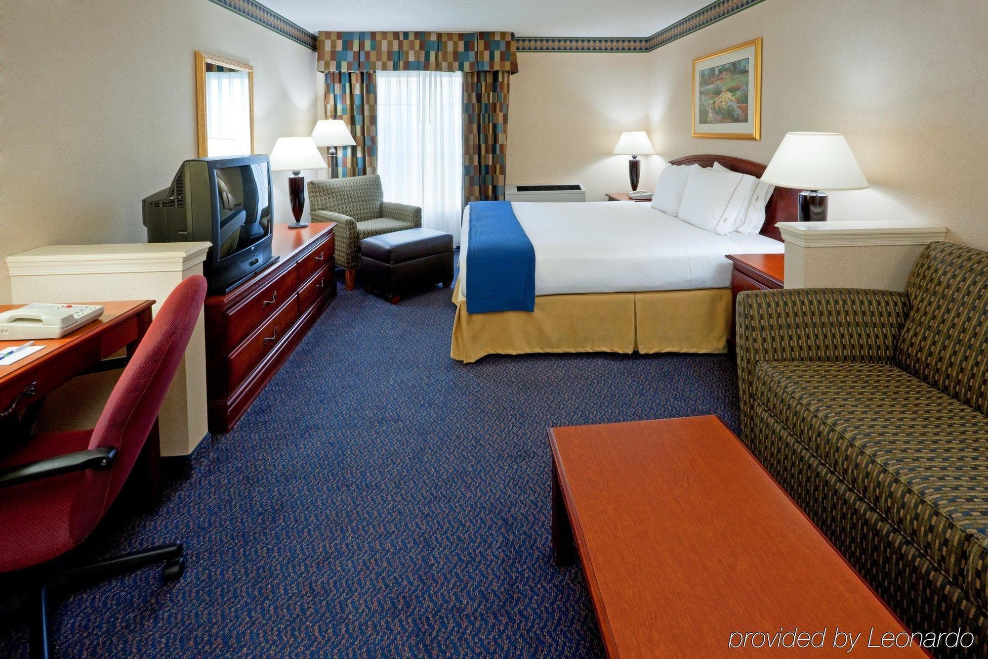 Holiday Inn Express Hotel & Suites Reading, An Ihg Hotel Chambre photo