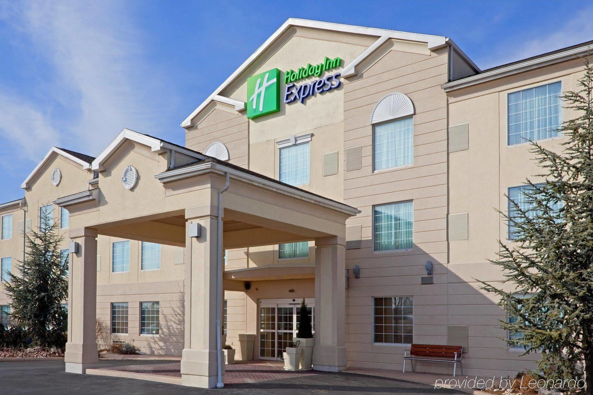 Holiday Inn Express Hotel & Suites Reading By Ihg Extérieur photo