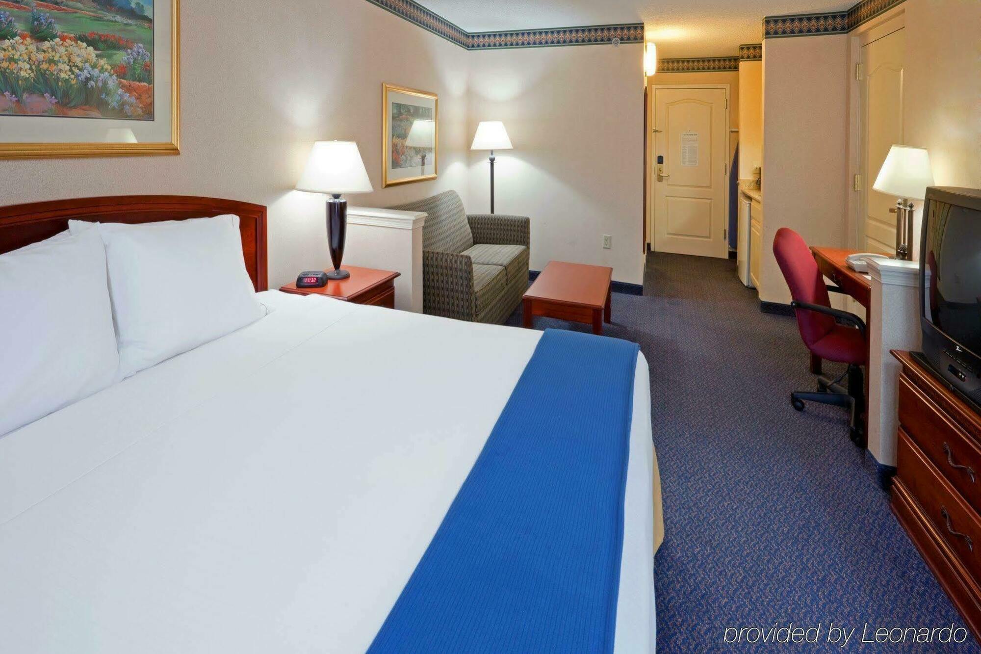 Holiday Inn Express Hotel & Suites Reading By Ihg Extérieur photo