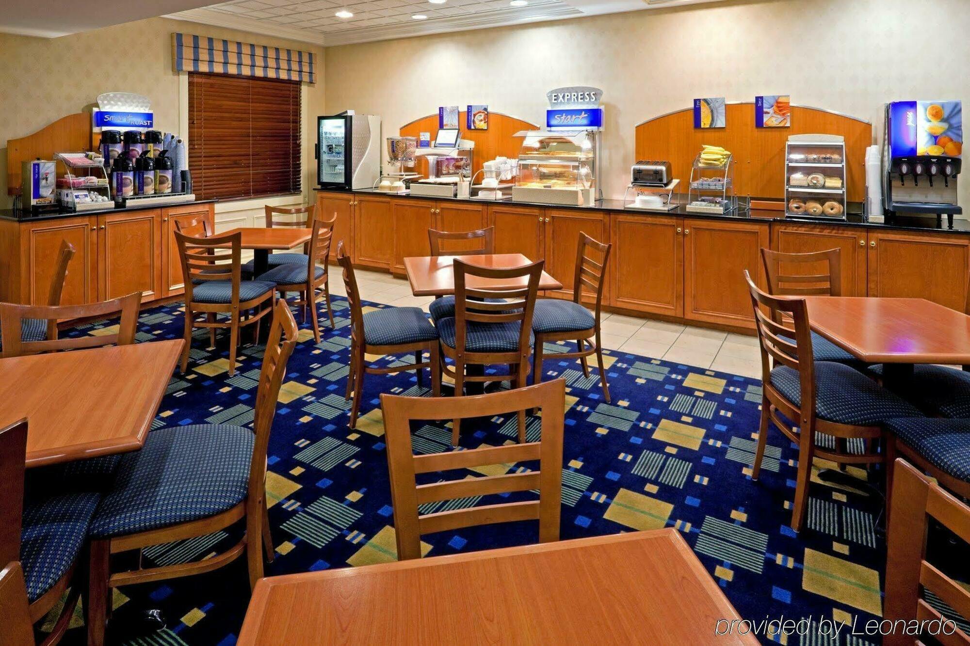 Holiday Inn Express Hotel & Suites Reading By Ihg Extérieur photo
